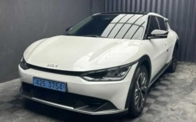 모닝어반 중고차 EV6 롱레인지 매물 사진 1 - 2022/05 122,396km
